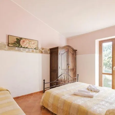 Ferienwohnung Fuer 3 Personen 2 Kinder Ca 65 Qm In Colombara, Marken Provinz Pesaro-urbino Appartement *