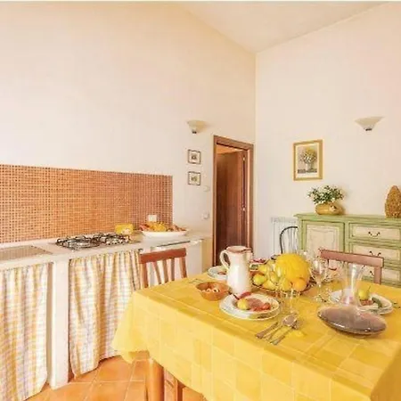 Ferienwohnung Fuer 3 Personen 2 Kinder Ca 65 Qm In Colombara, Marken Provinz Pesaro-urbino *